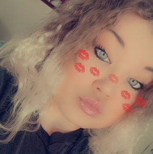 Meet your Posher, Angelina